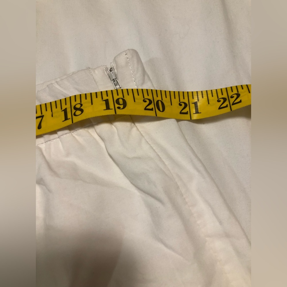 Eloquii white eyelet cotton, high waist shorts with white lining, never worn, 20 - Picture 5 of 13